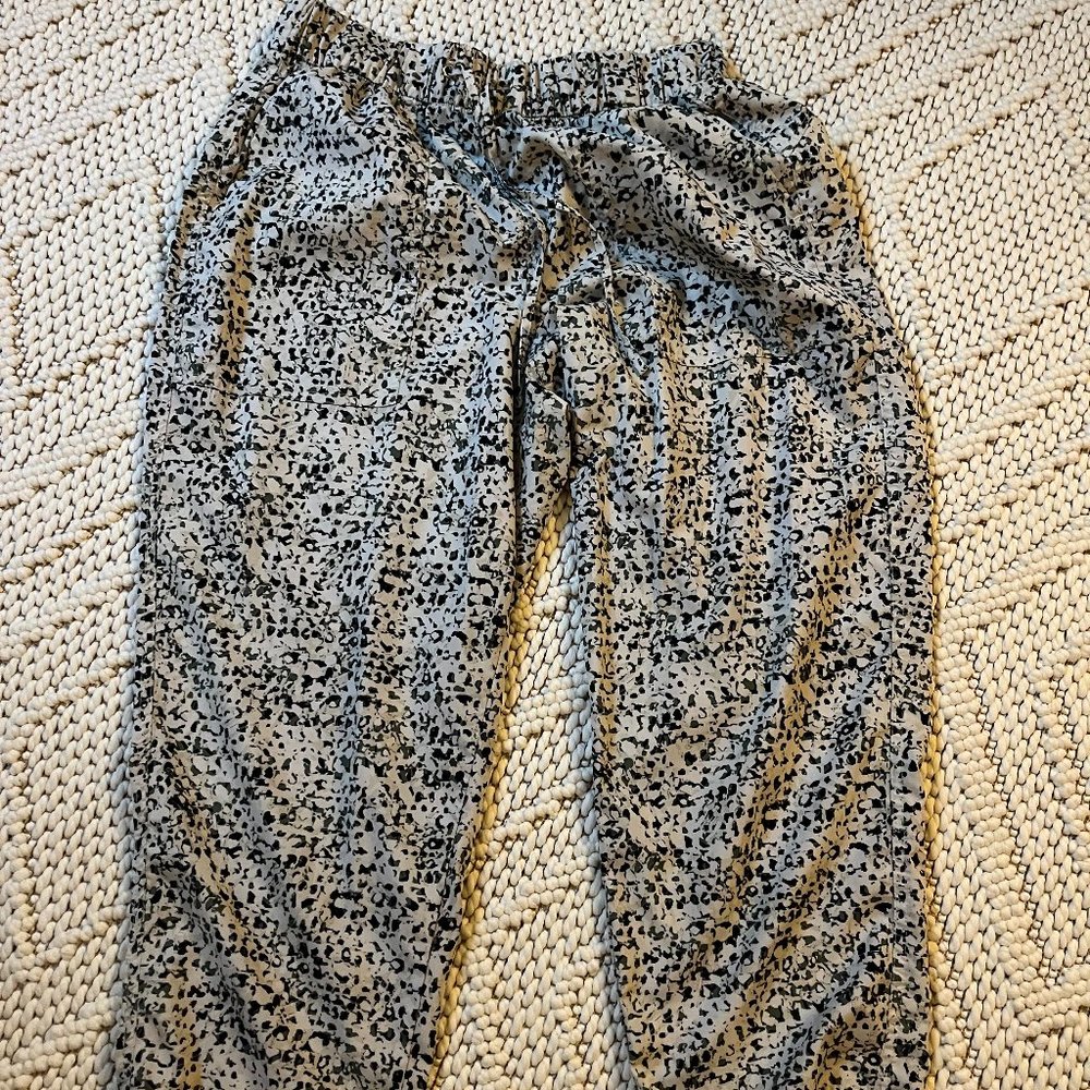 Floral Capris